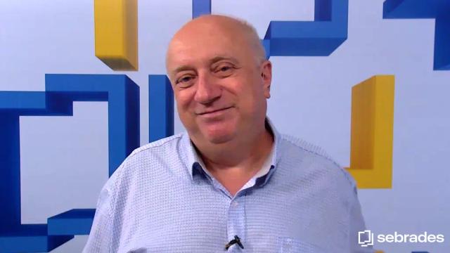 Foto do professor Diamantino Neto